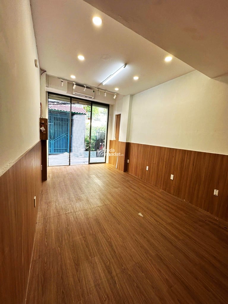 Nhà 5 Tầng 9PN 9WC, 2 Mặt Hẻm Âu Dương Lân Q8, Dòng Tiền 30Tr/Th, 8 Tỷ ( TL )