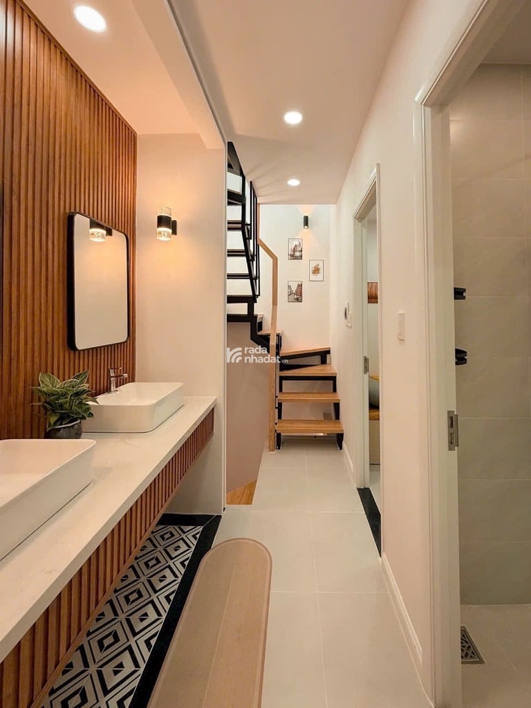 NHÀ LÊ VĂN SỸ, Q.3, 4x6.5m, 3 TẦNG, NỘI THẤT CAO CẤP, KHU AN NINH, NHÀ MỚI VÀO Ở NGAY CHỈ 4.X TỶ