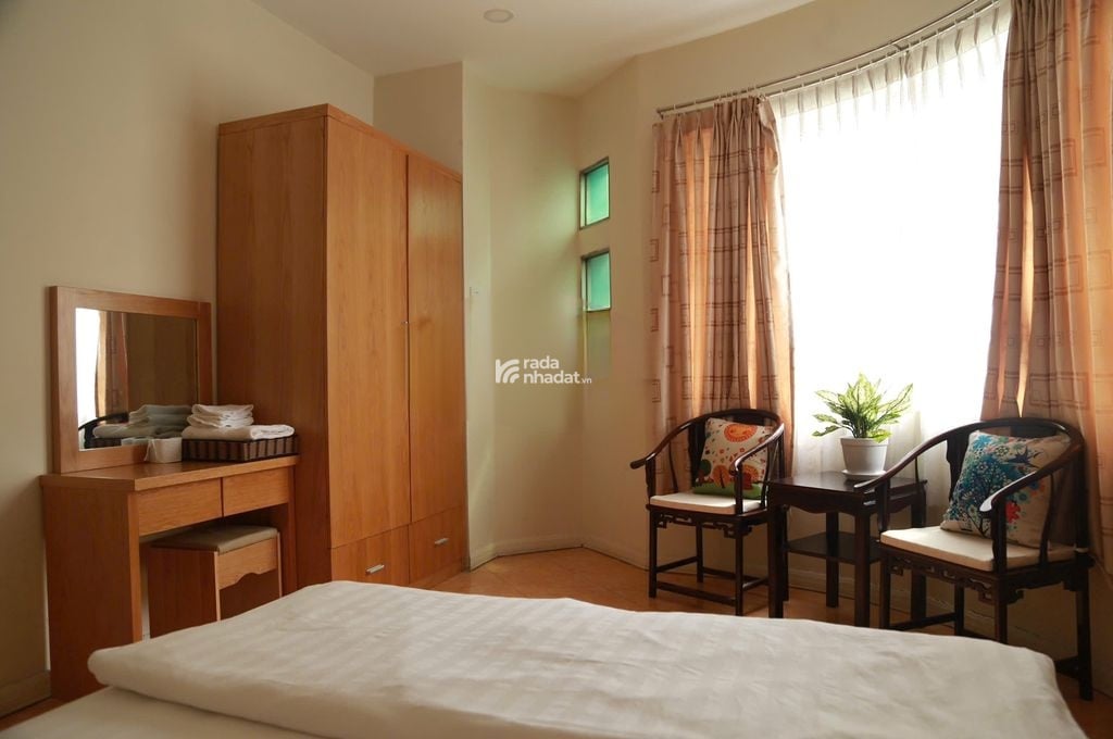 Bán nhà HXH 2 Bà Trưng Quận 1 dt( 4 x 16m)  giá chỉ 16 tỷ