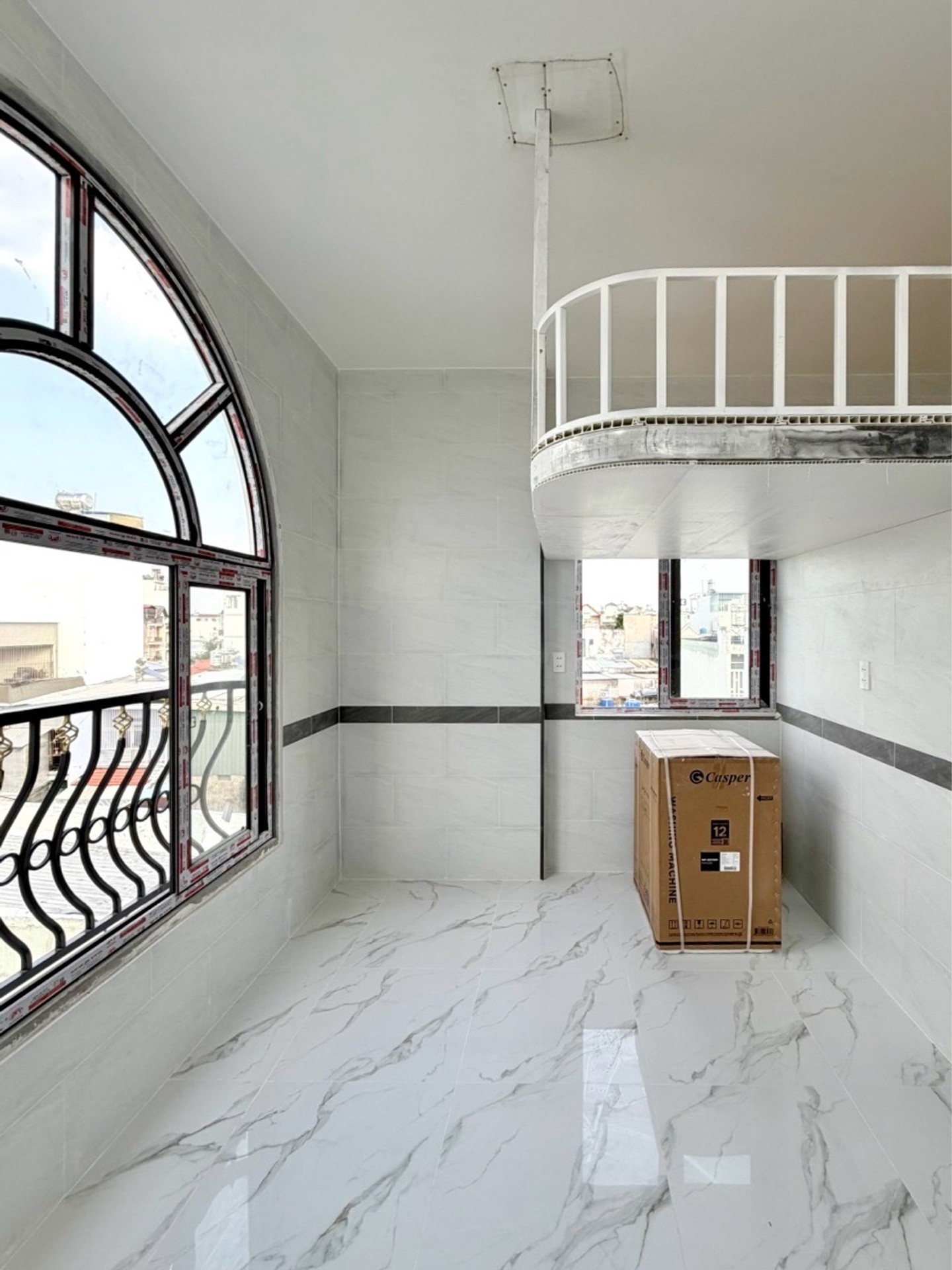 CHDV 5 tầng thang máy Huỳnh Văn Nghệ, 192m2, 8x25, 37 phòng, tỷ suất 8%/năm