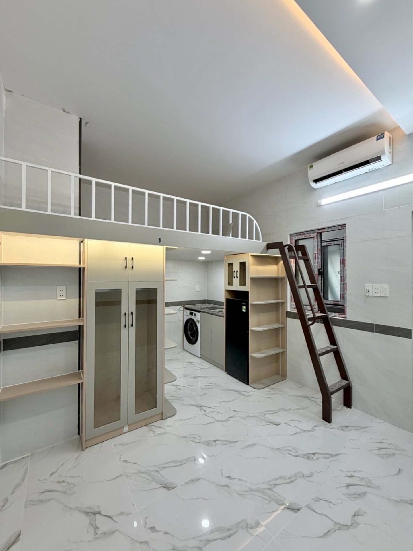 CHDV 5 tầng thang máy Huỳnh Văn Nghệ, 192m2, 8x25, 37 phòng, tỷ suất 8%/năm