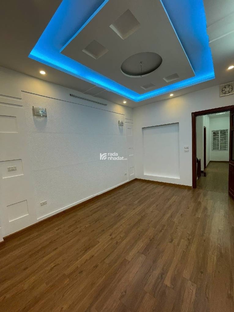 CẦU GIẤY - LÔ GÓC- SỔ VUÔNG - 5 TẦNG - NHÀ MỚI  - HƠN 11 TỶ - NÓI KHÔNG VỚI LỖI PHONG THỦY