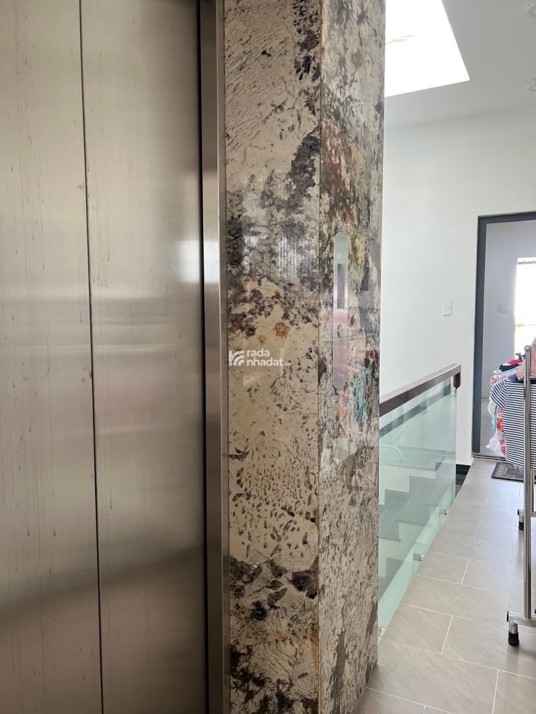  10M  thông Nguyễn Đình Khơi phường 4 Tân Bình, Đường 2 xe tải tránh nhau, Khu VIP SÂN BAY -