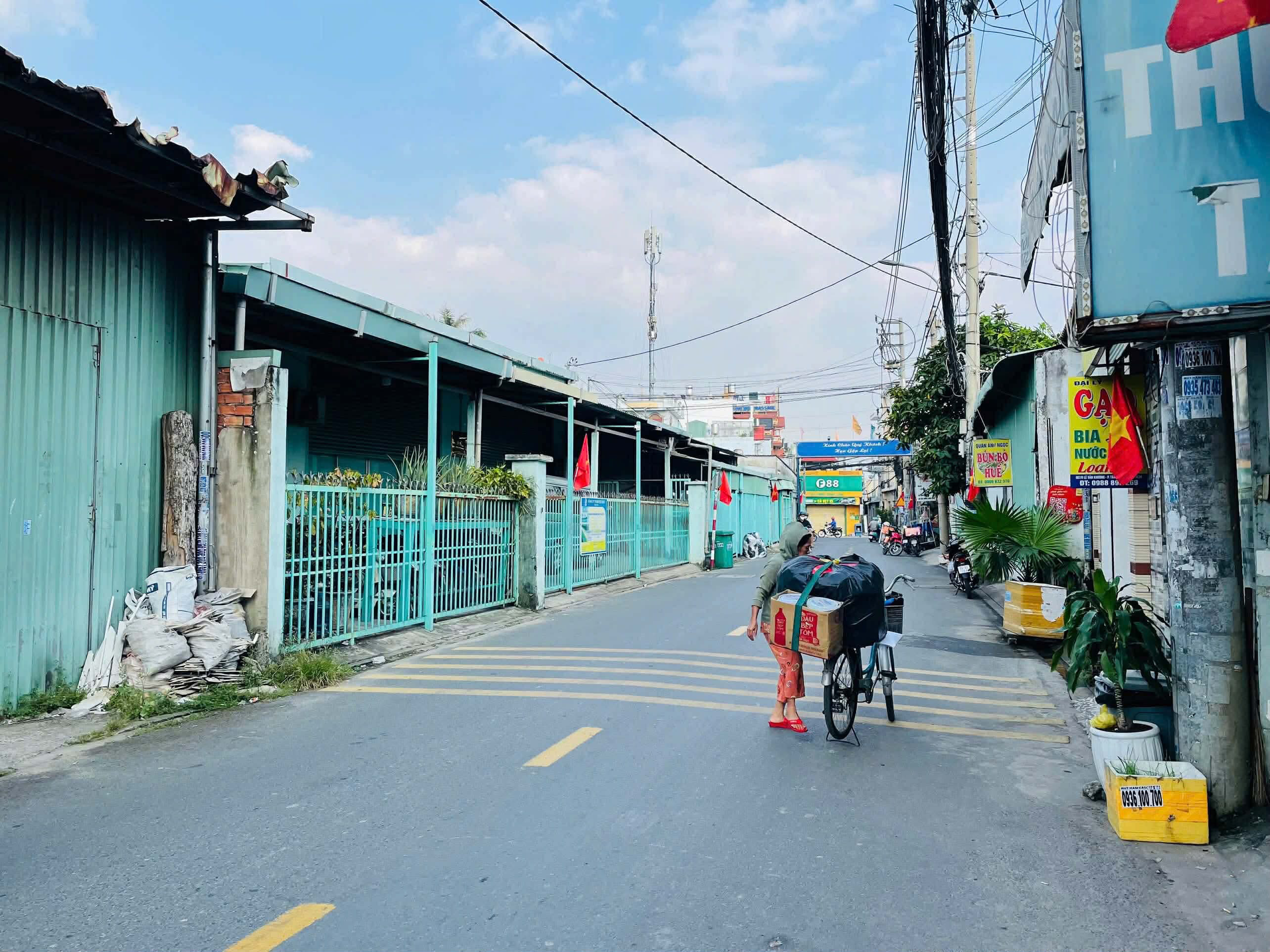 BÁN NHÀ HẺM 567 LÊ VĂN KHƯƠNG, VI BẰNG 3 X 8, XE TẢI THÔNG, KINH DOANH, HIỆP THÀNH, Q12,