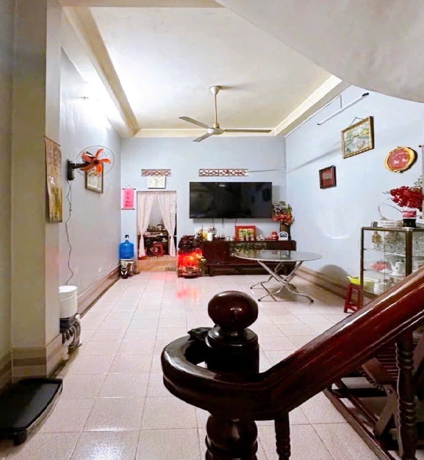 Nhà mặt tiền Cộng Hòa - QUẬN TÂN BÌNH - 3.5 x 23 m Vuông vức - 19 tỷ