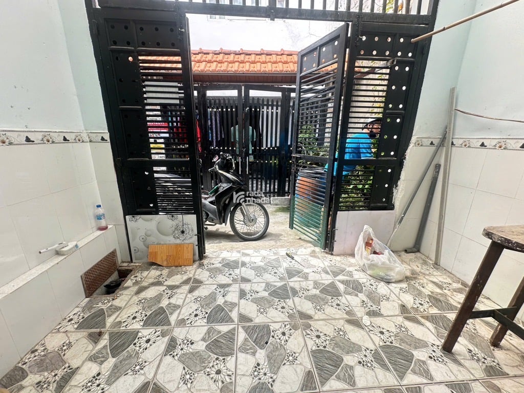 49.8m2 - Giá 3.55 tỷ - 2PN - Hẻm Huỳnh Tấn Phát, Q7