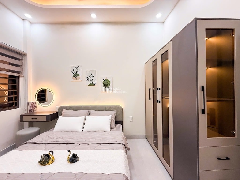 SÁT Q1. HẺM XE HƠI XÔ VIẾT NGHỆ TĨNH, BÌNH THẠNH, 30M2 Ở NGAY. GIẢM 350TR CHỈ CÒN 5.8T TL 
