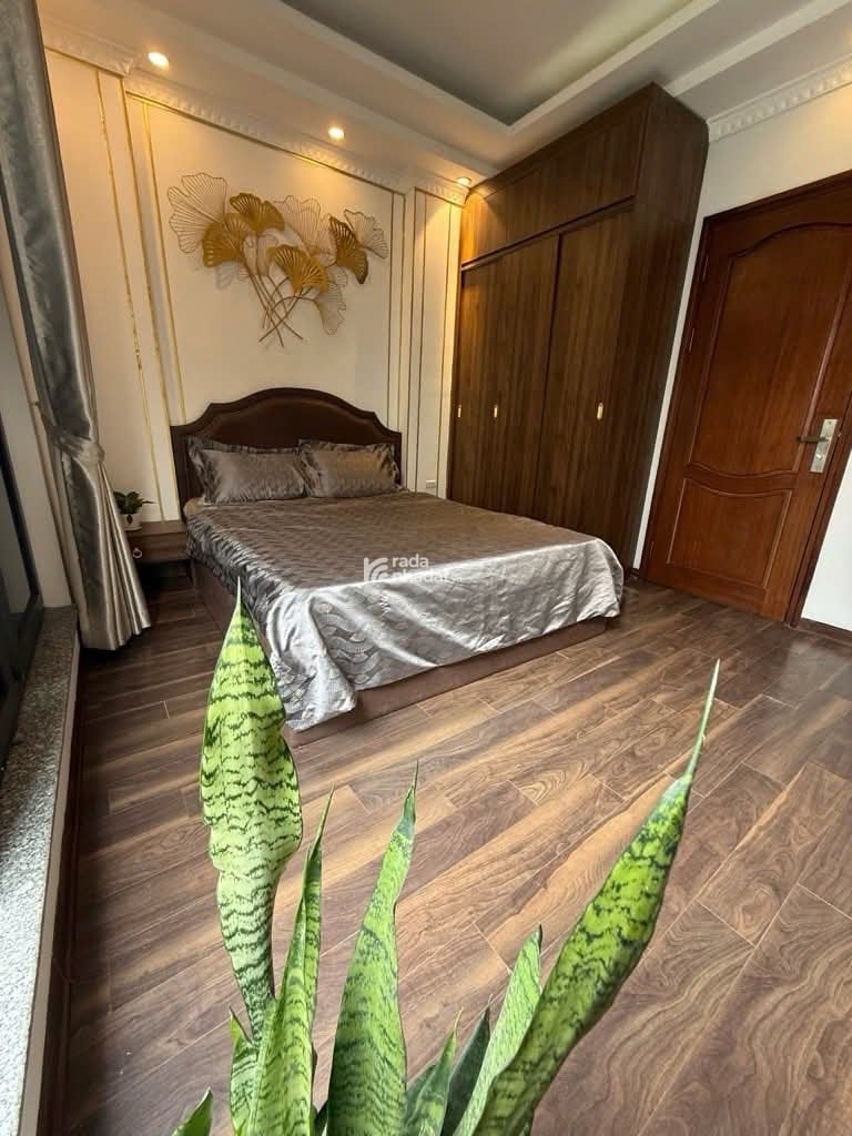 NHÀ ĐẸP ĐÀM QUANG TRUNG THÔNG CỔ LINH -LONG BIÊN 