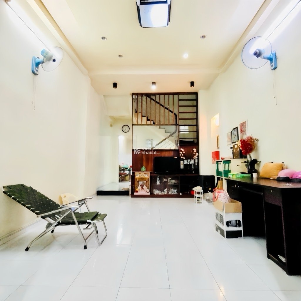 Nhà chính chủ hẻm xe tải 7m ngay bình trị đông 