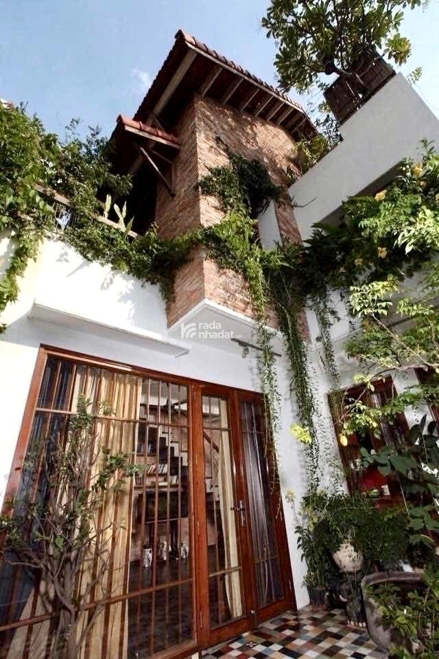 NHÀ PHỐ CỔ ĐIỂN DO KTS TRẦN BÌNH THIẾT KẾ - 81M2 - CHỈ NHỈN 6 TỶ