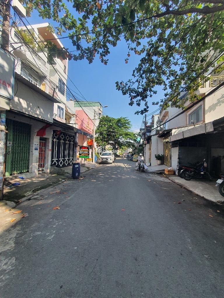 LÊ VĂN QUỚI - NGAY BỐN XÃ - SÁT BÊN TÂN PHÚ - Ô TÔ NGỦ NHÀ - 5 TẦNG - 61M2 - NHỈNH 8 TỶ.