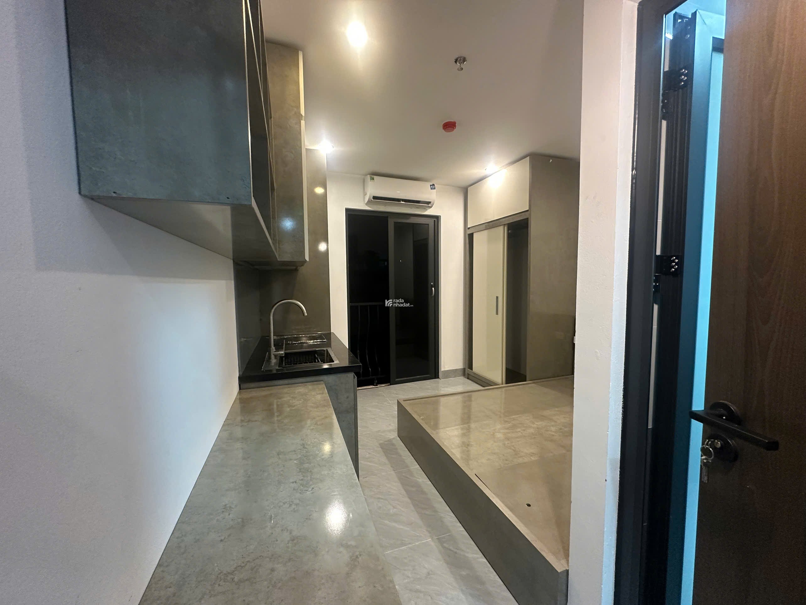 CCMN mới tại ngõ 85 Đức Diễn, full đồ nội thất, vskk, thang máy cửa vân tay