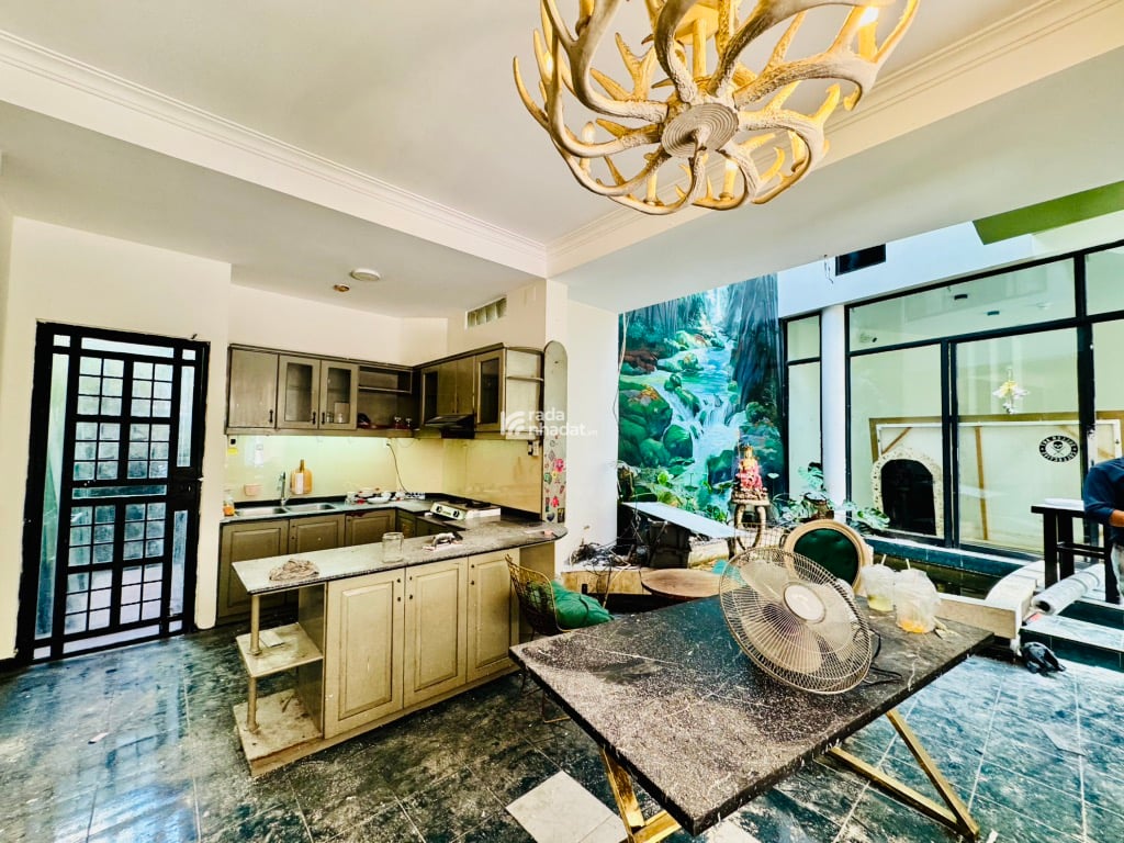 HẺM XE HƠI TRẦN CAO VÂN, PHÚ NHUẬN, 150M2 CÓ KẾT CẤU Ở NGAY. GIẢM 800TR CHỈ CÒN 29.5T TL 