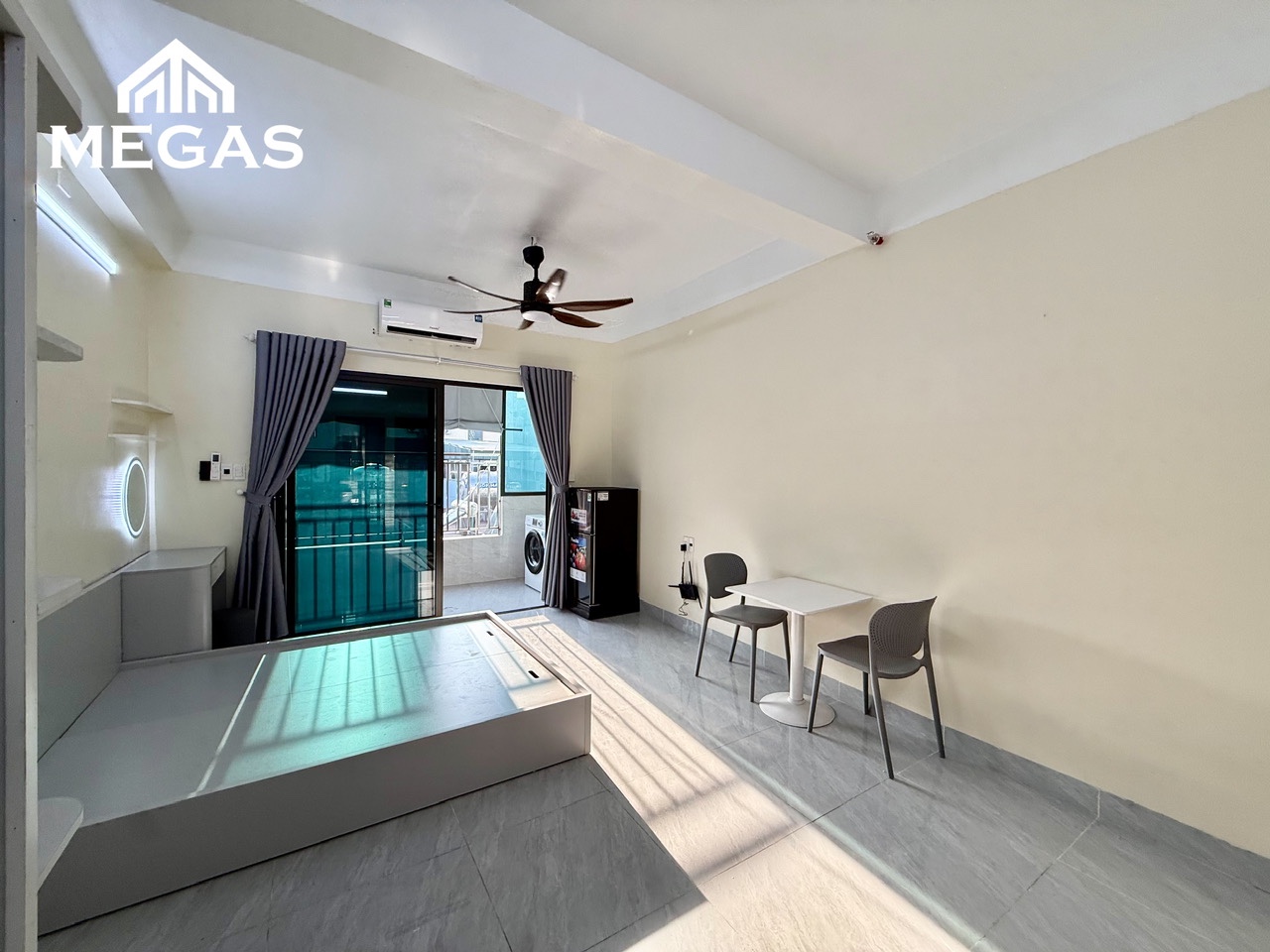 STUDIO MỚI TÁCH BẾP - 45M2 TẠI LÊ QUANG ĐẠO, NGAY SÂN VẬN ĐỘNG MỸ ĐÌNH - BAN CÔNG THOÁNG - VÀO LUÔN