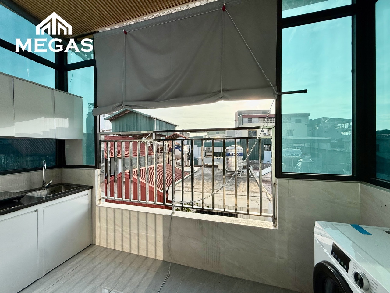 STUDIO MỚI TÁCH BẾP - 45M2 TẠI LÊ QUANG ĐẠO, NGAY SÂN VẬN ĐỘNG MỸ ĐÌNH - BAN CÔNG THOÁNG - VÀO LUÔN