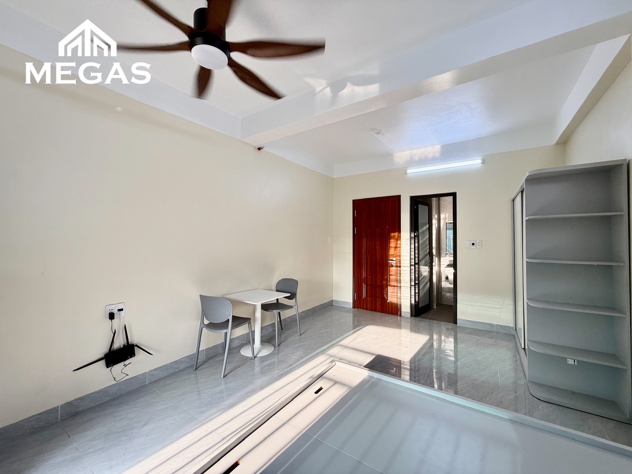 STUDIO MỚI TÁCH BẾP - 45M2 TẠI LÊ QUANG ĐẠO, NGAY SÂN VẬN ĐỘNG MỸ ĐÌNH - BAN CÔNG THOÁNG - VÀO LUÔN