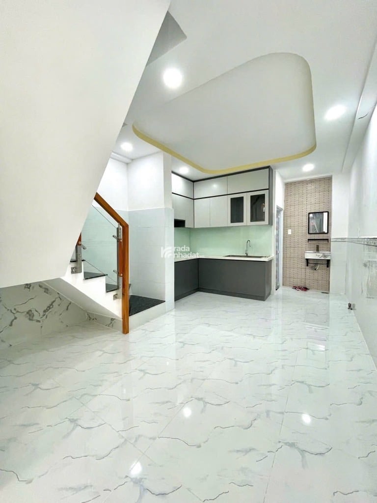 Nhà hẻm nhựa đẹp chỉ 4.28 tỷ tới 45m2, nhà mới 2 tầng ngay Chiến Lược, gần Bình Trị Đông 