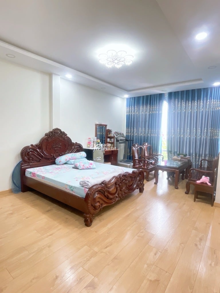 BIỆT THỰ 3 TẦNG - BÀU CÁT 2 - P14 -TÂN BÌNH-DT: 6.8*28M- 36 TỶ