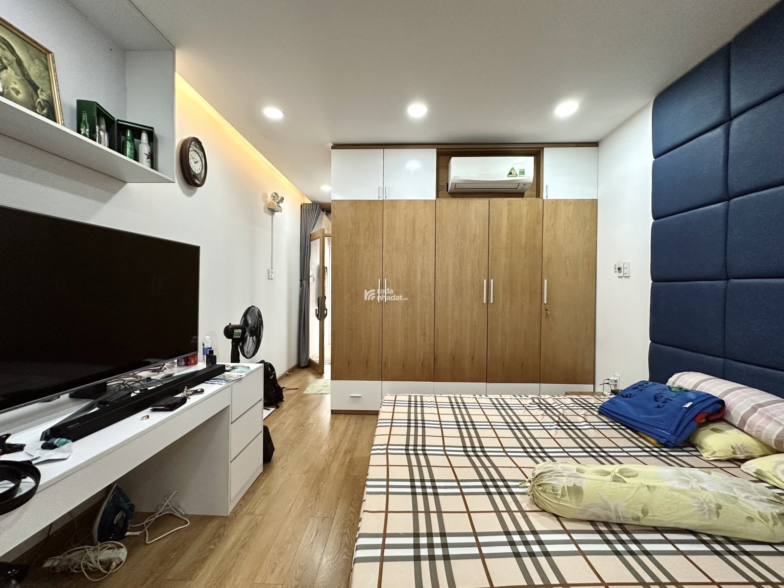 KHÔNG NHÀ BÁN - ĐỐI DIỆN NHÀ THỜ TÂN ĐỊNH, CẠNH CHỢ - NHÀ ĐẸP 5 TẦNG - 70M2 (4.2x16.5) - 21.8 TỶ