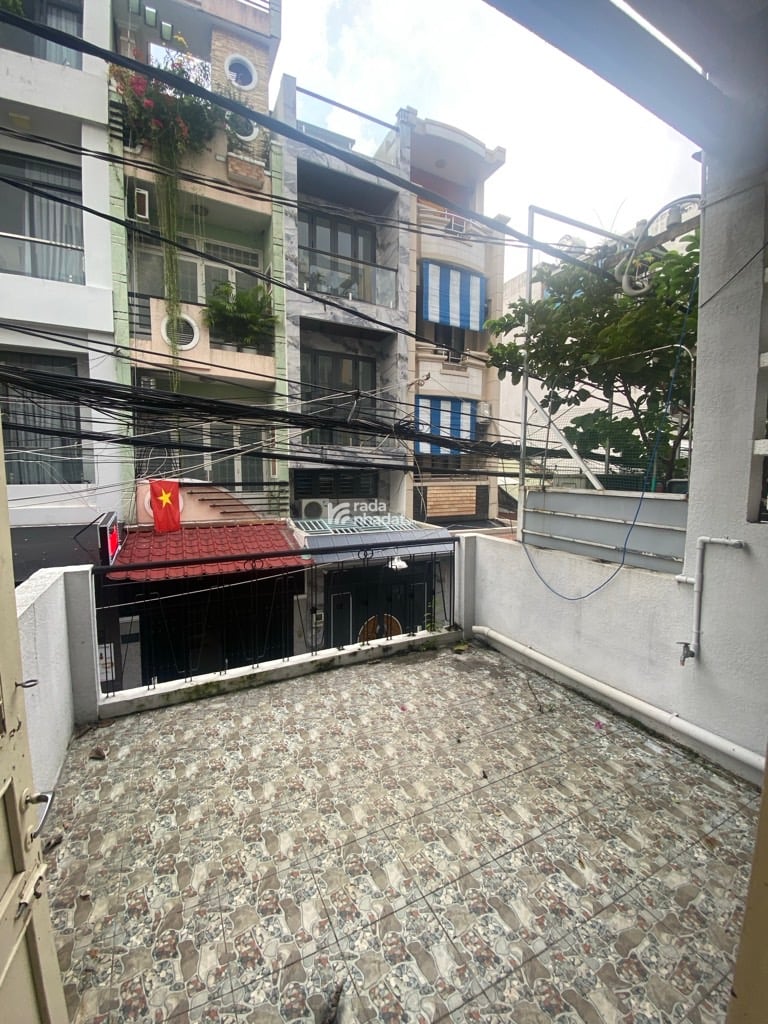 HẺM XE HƠI VIP. ĐẶNG VĂN NGỮ, PHÚ NHUẬN, 4 TẦNG TIỆN CẢI TẠO. GIẢM 200TR CHỈ CÒN 8.2T TL 