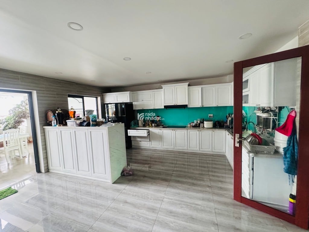  SIÊU PHẨM BIỆT THỰ –NGANG HIẾM 8x19 VUÔNG A4- NGAY CHỢ VẢI PHÚ THỌ HÒA, Q.TÂN PHÚ NHỈNH 