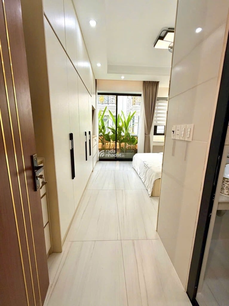 NHÀ 4x15M 4 TẦNG LUNG LINH HẺM 6M XE TẢI CHỈ NHỈNH 7 TỶ Ở NGAY BÌNH TÂN