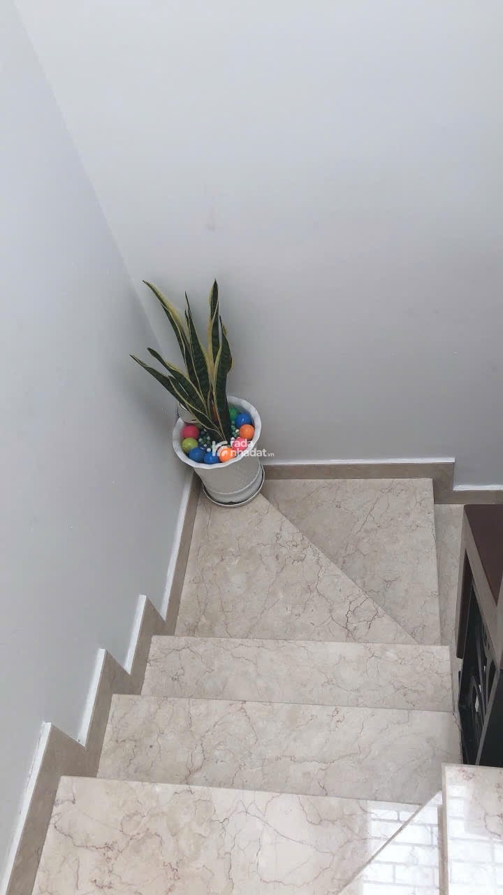 Bán nhà mặt tiền đường Phổ Quang, Phú Nhuận 