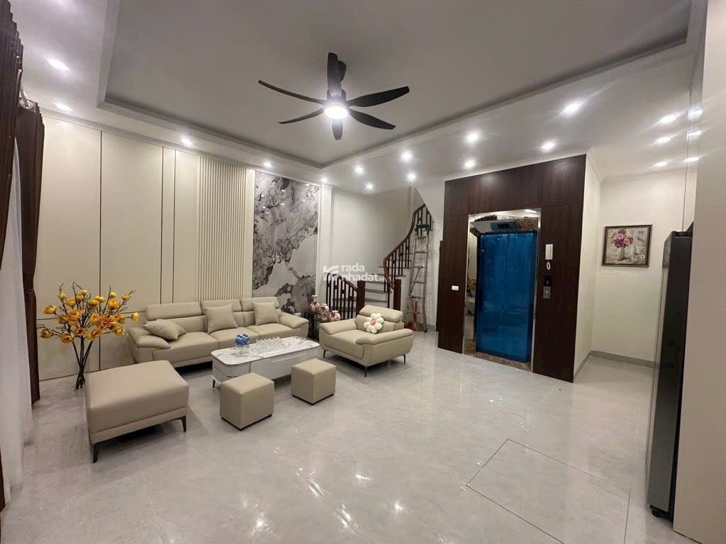  SIÊU PHẨM NHÀ MỚI – Ở NGAY – FUL NỘI THẤT-THANG MÁY – Ô TÔ CÁCH NHÀ 10M