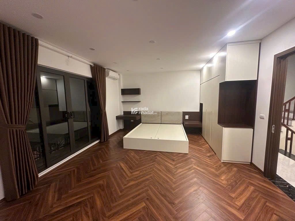  SIÊU PHẨM NHÀ MỚI – Ở NGAY – FUL NỘI THẤT-THANG MÁY – Ô TÔ CÁCH NHÀ 10M