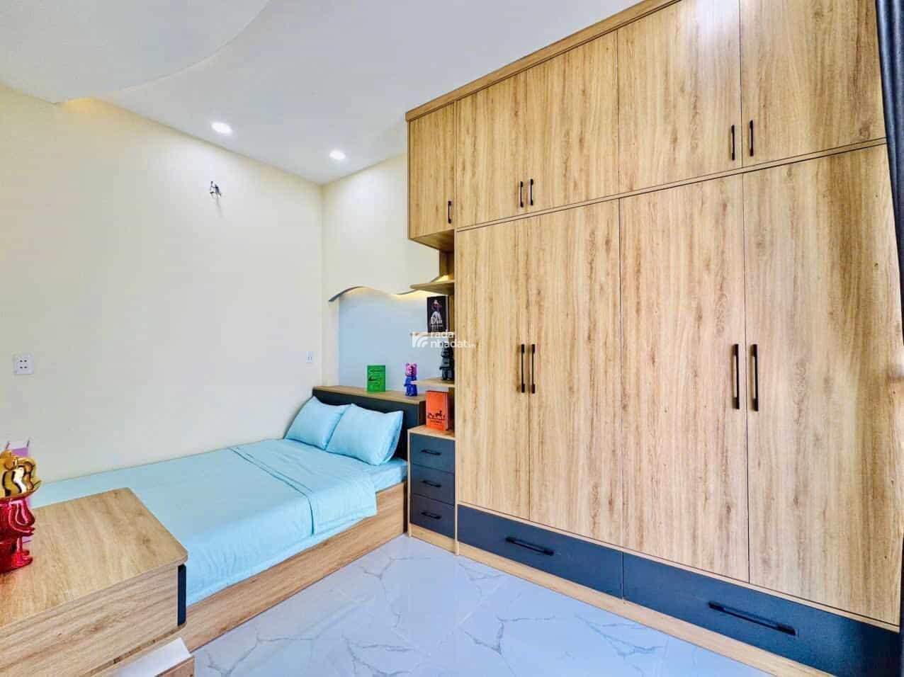 Bán nhà cực căng Lô Tư, KP.2, Bình Hưng Hoà A, Bình Tân, sổ riêng, tiện ích xung quanh đầy đủ