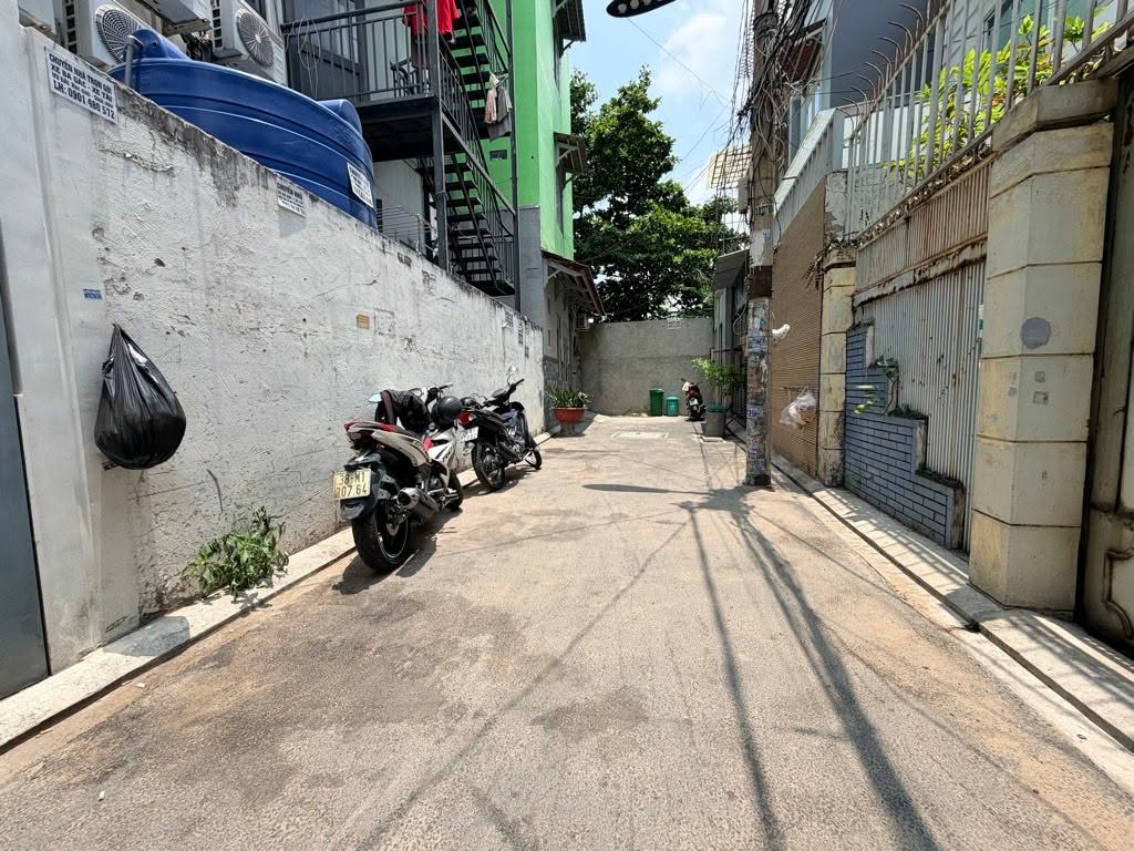 HIẾM - ĐẤT TRỐNG 70M2 - 2 MẶT HẺM - HXH - CHỈ NHỈNH 5 TỶ