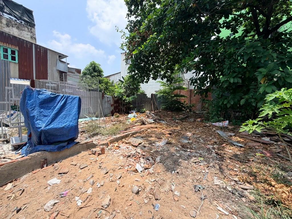 HIẾM - ĐẤT TRỐNG 70M2 - 2 MẶT HẺM - HXH - CHỈ NHỈNH 5 TỶ