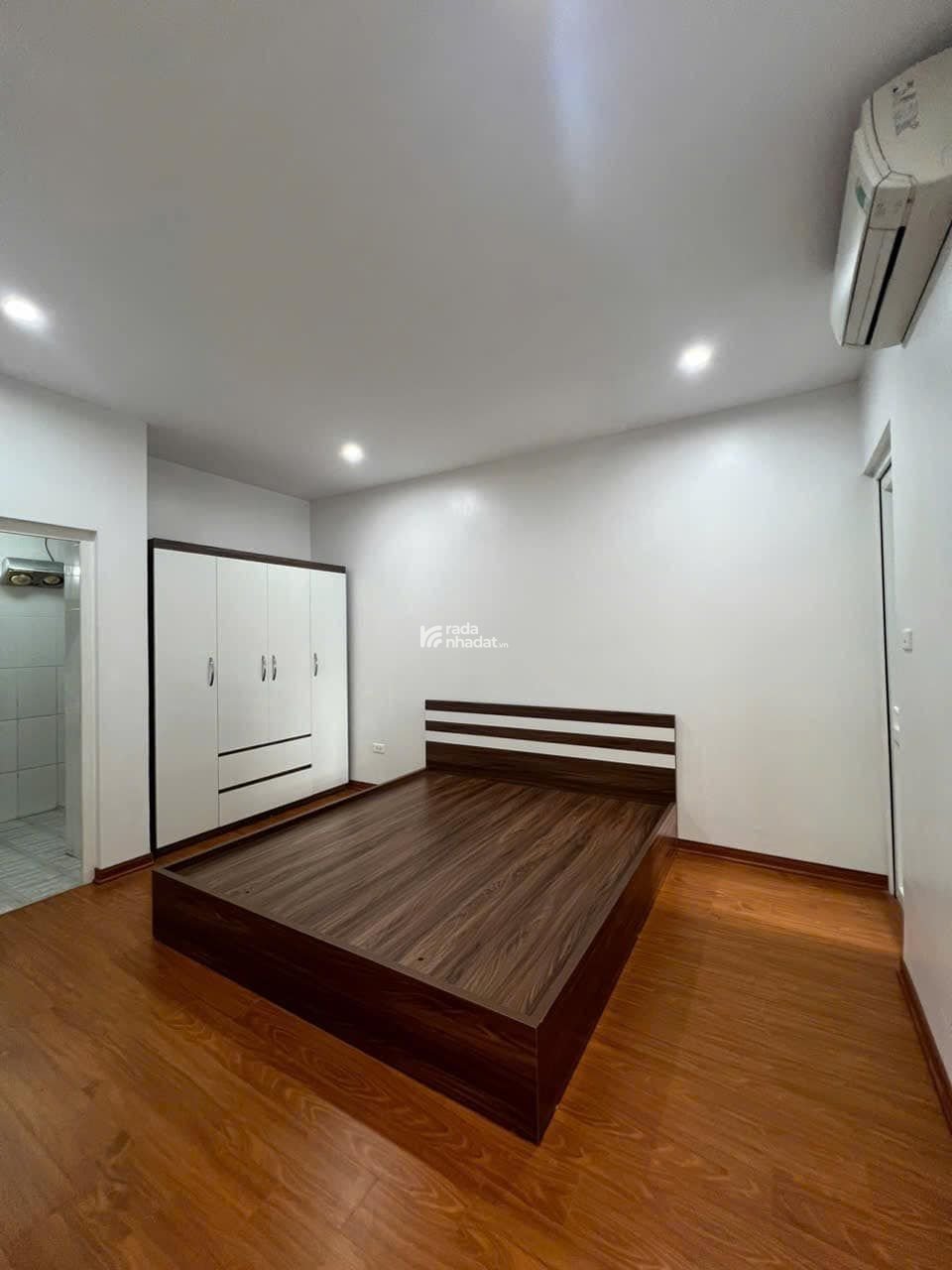 0901 755 ***! Chính chủ cần bán gấp căn 2PN,68 m2 CC SDU - 143 Trần Phú, fulL NT. Giá: 3,2 tỷ (GDG)