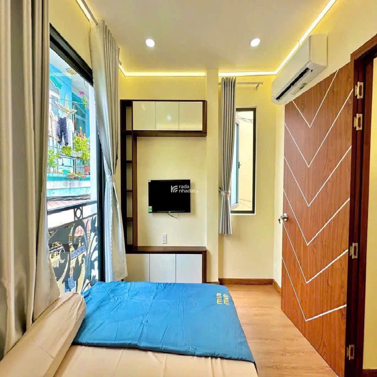 Bán nhà Quận 3 - Trần Văn Đang - Sổ vuông 3.3 x 8.5 m - Giá 4.88 tỷ