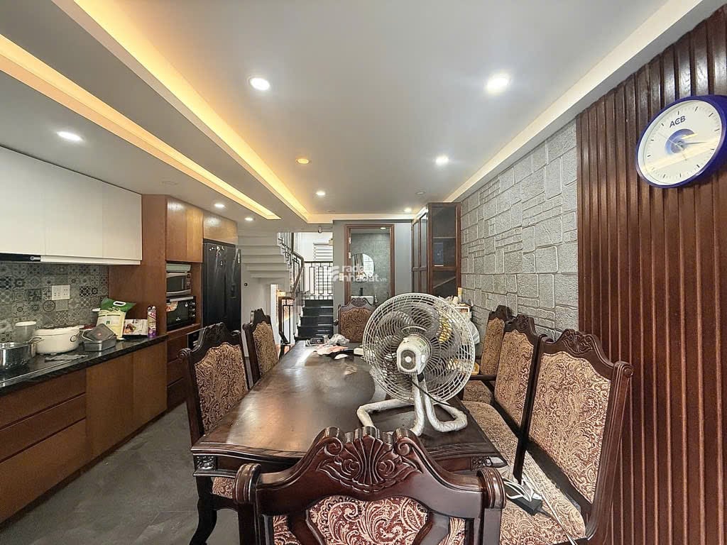 NHÀ ĐẸP 5 TẦNG - GARA - THANG MÁY - DƯƠNG QUẢNG HÀM, P6 GÒ VẤ