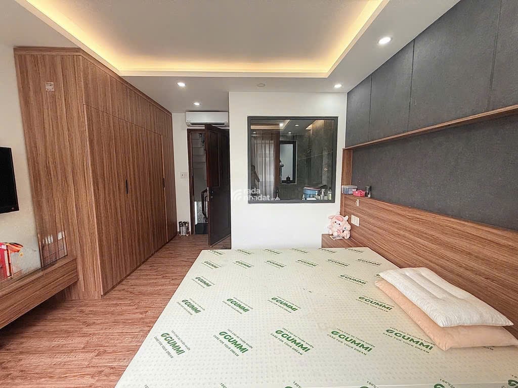 NHÀ ĐẸP 5 TẦNG - GARA - THANG MÁY - DƯƠNG QUẢNG HÀM, P6 GÒ VẤ
