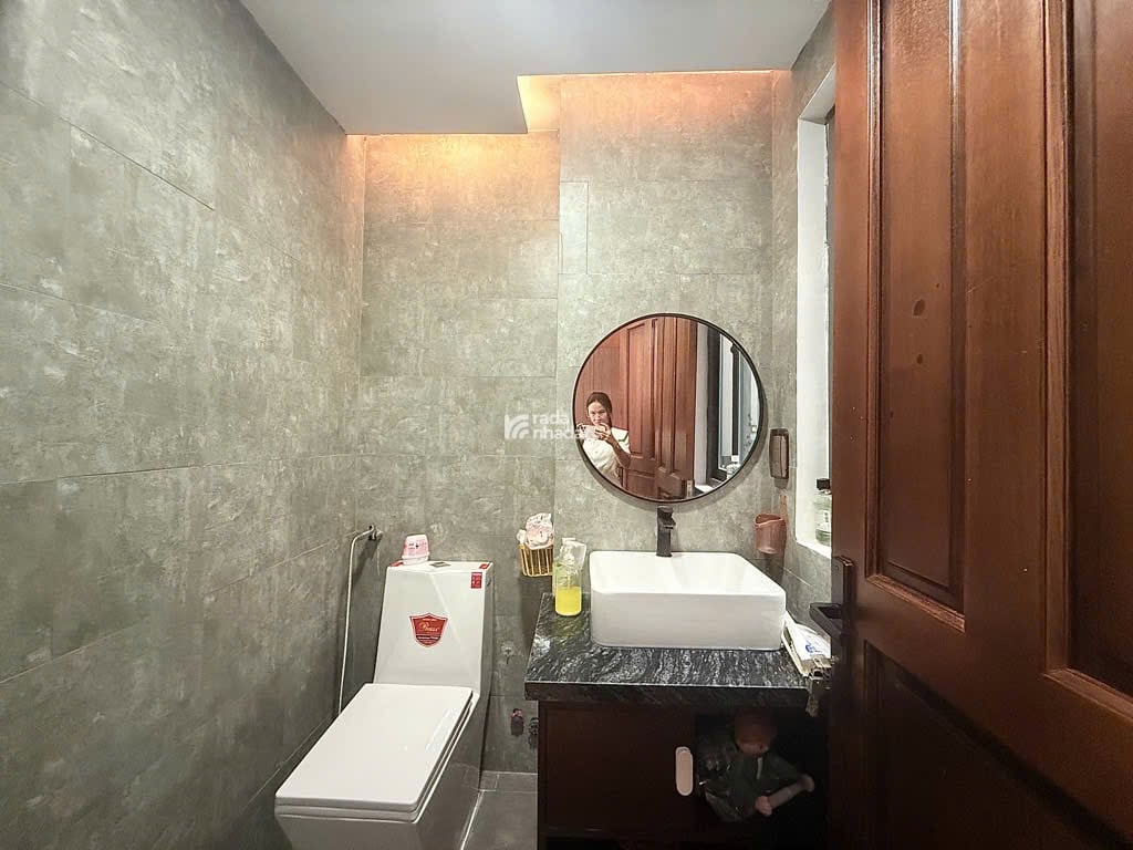 NHÀ ĐẸP 5 TẦNG - GARA - THANG MÁY - DƯƠNG QUẢNG HÀM, P6 GÒ VẤ
