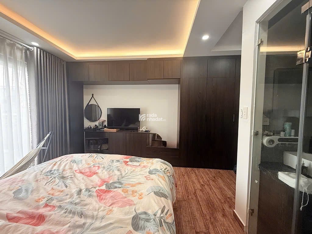 NHÀ ĐẸP 5 TẦNG - GARA - THANG MÁY - DƯƠNG QUẢNG HÀM, P6 GÒ VẤ