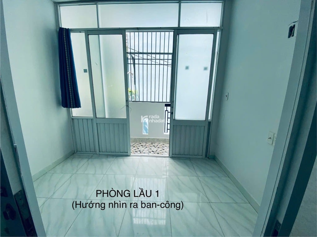 SÁT HẺM XE HƠI 373 LÝ THƯỜNG KIỆT, TÂN BÌNH, NỞ HẬU, CÓ KC Ở NGAY. GIẢM 350TR CHỈ CÒN 2.7T TL 