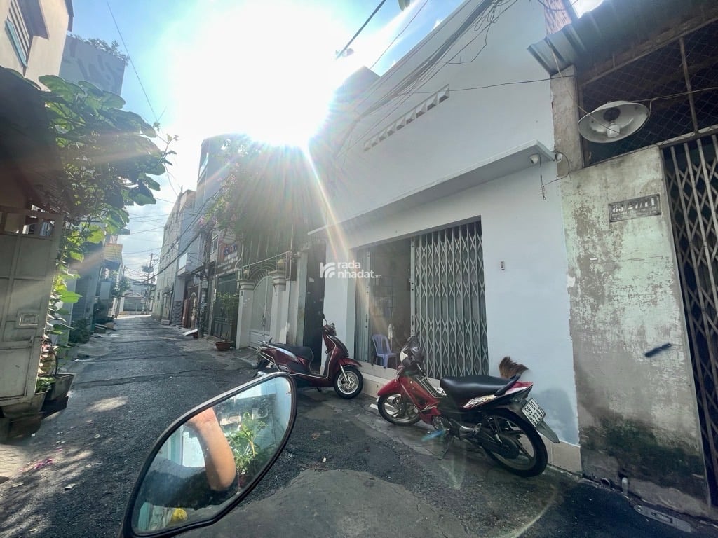 HẺM 5M ĐẸP. PHẠM VĂN BẠCH, TÂN BÌNH, 114M2 CÓ KC Ở NGAY. GIẢM 350TR CHỈ 10.5T TL 