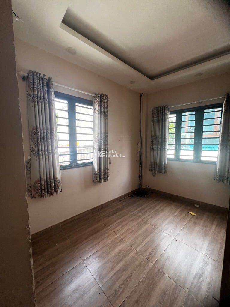 SÁT SÂN BAY, HOÀNG VĂN THỤ, PHÚ NHUẬN, 30M2 CÓ KC Ở NGAY. GIẢM 350TR CHỈ 5T TL 