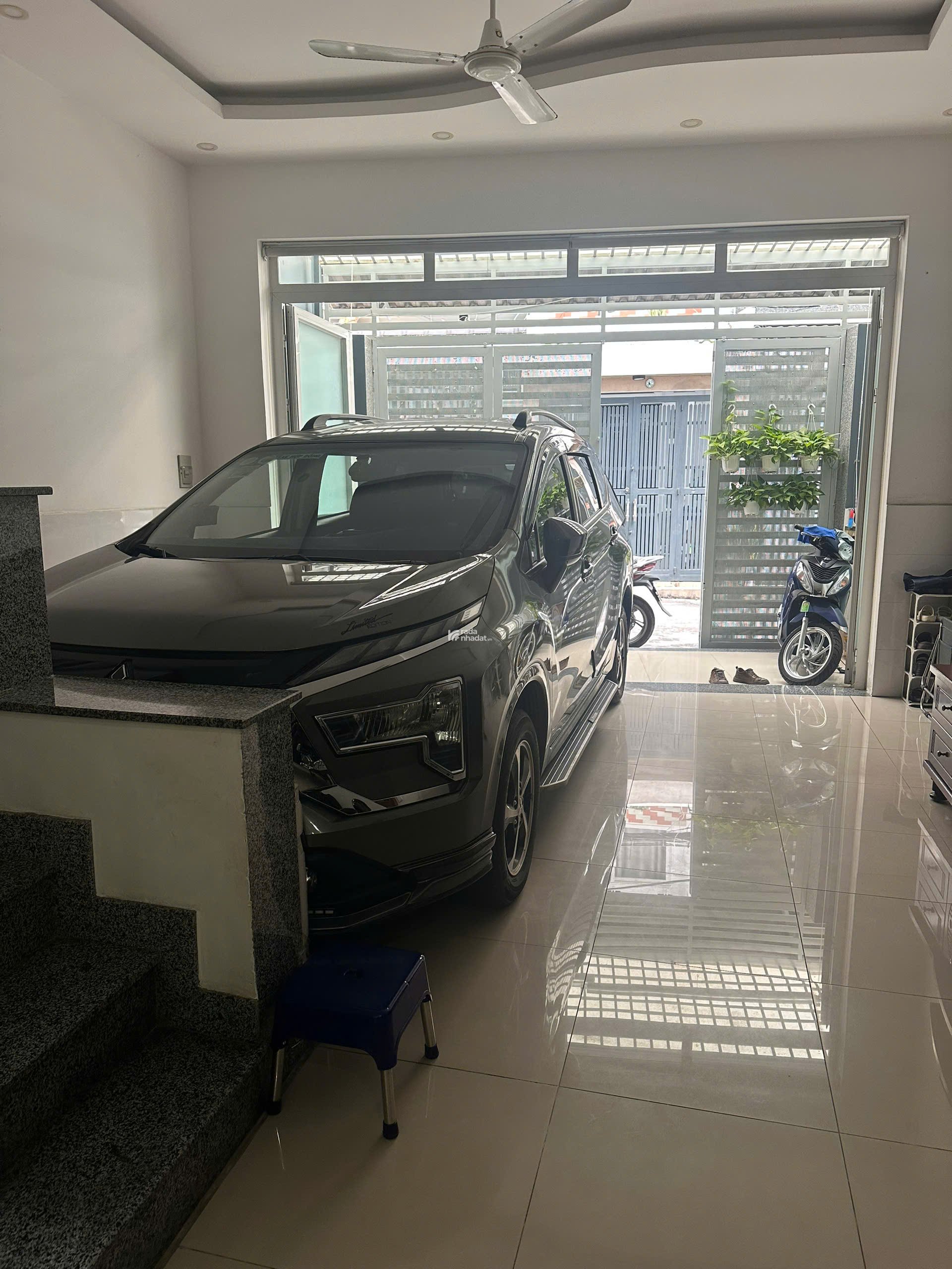 Bán gấp nhà 4 lầu ô tô ngủ trong nhà Huỳnh Văn Nghệ, P. 15, Tân Bình chỉ 8.5 tỷ. TL