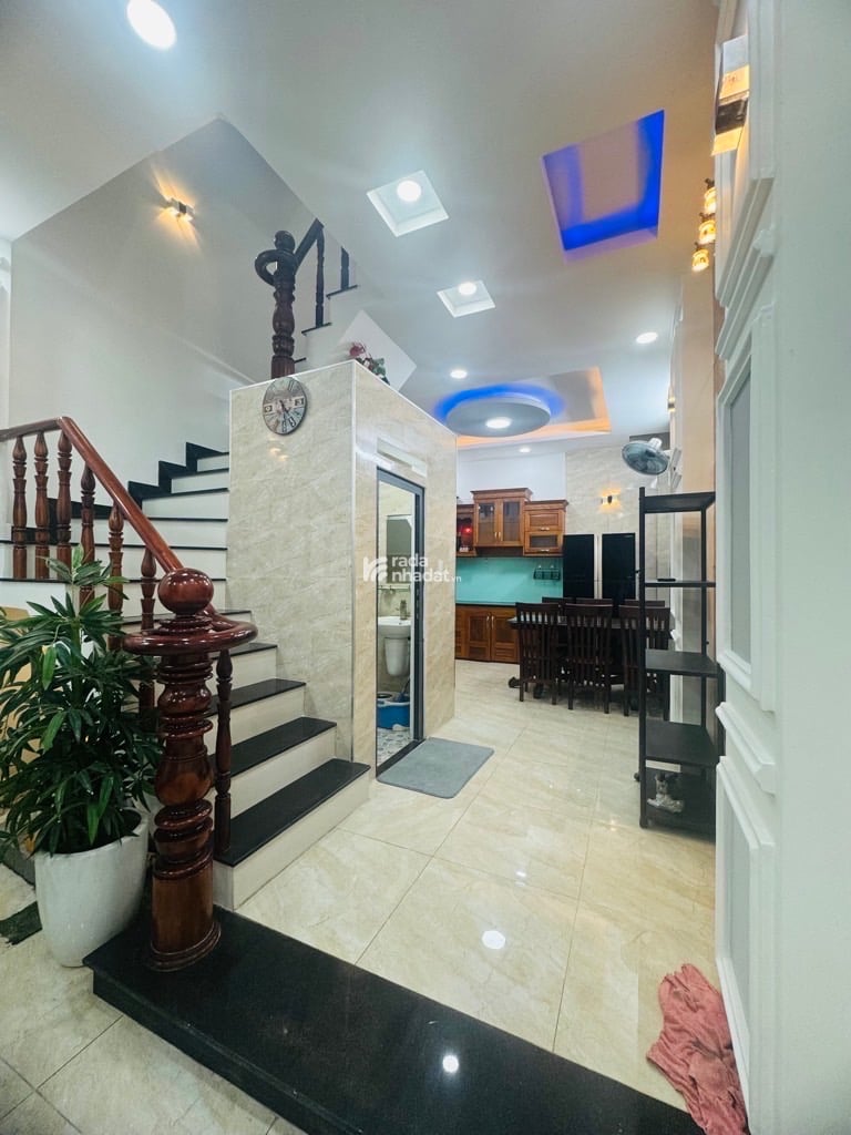 HƯƠNG LỘ 2 - 4PN - NHÀ ĐẸP VÀO Ở NGAY - TẶNG FULL NỘI THẤT - SỔ VUÔNG A4 - HOÀN CÔNG ĐẦY ĐỦ