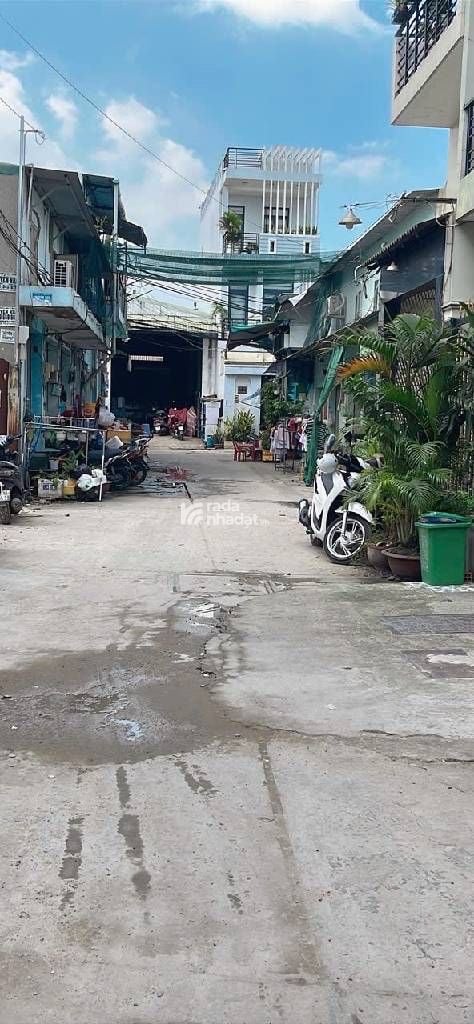 Bán nhà 5 tầng bình tân giá chỉ hơn 7 tỷ