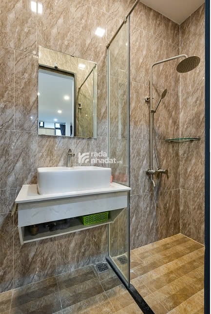 Cho thuê căn hộ cửa sổ, đầy đủ nội thất Cô Giang Q1 cạnh VLU, Pull Man