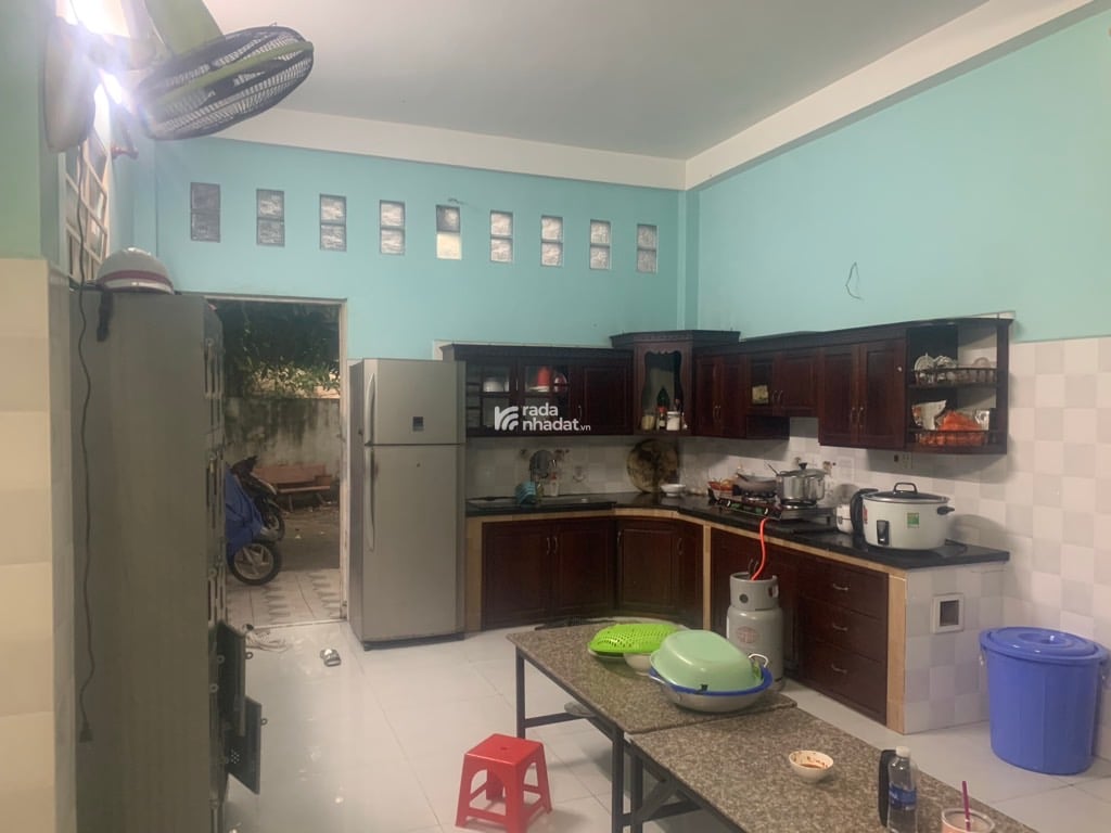 MẶT TIỀN KINH DOANH SIÊU ĐẲNG, NGAY CHỢ THỦ ĐỨC, 2 TẦNG NỞ HẬU 233m2 CHỈ 18,5 TỶ