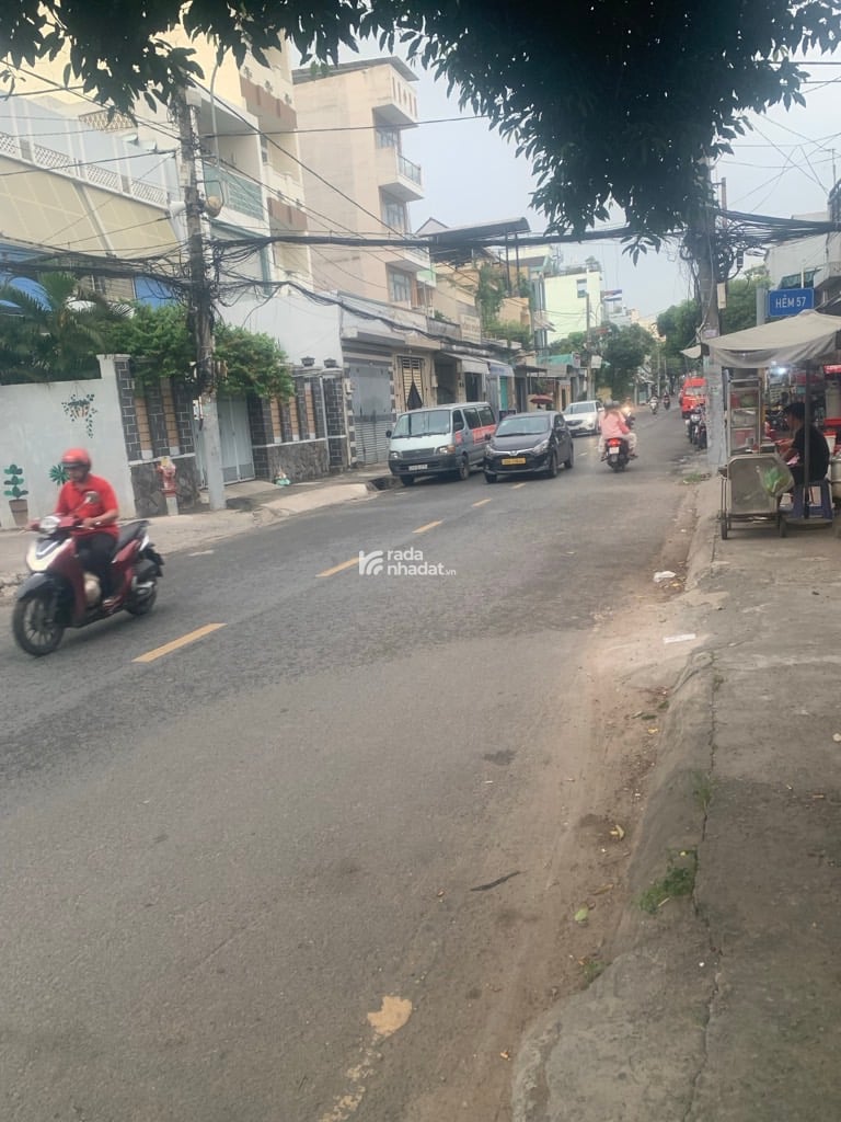 MẶT TIỀN KINH DOANH SIÊU ĐẲNG, NGAY CHỢ THỦ ĐỨC, 2 TẦNG NỞ HẬU 233m2 CHỈ 18,5 TỶ