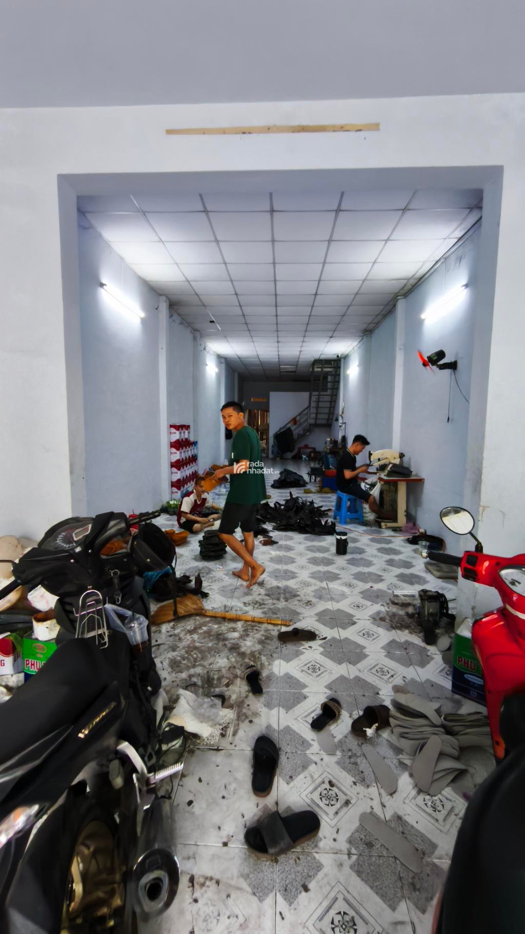 BÁN NHÀ MẶT TIỀN BÌNH HƯNG HÒA A 100M2 6.6 TỶ SÁT QUỐC LỘ 1A HẺM XE TẢI 8M THÔNG