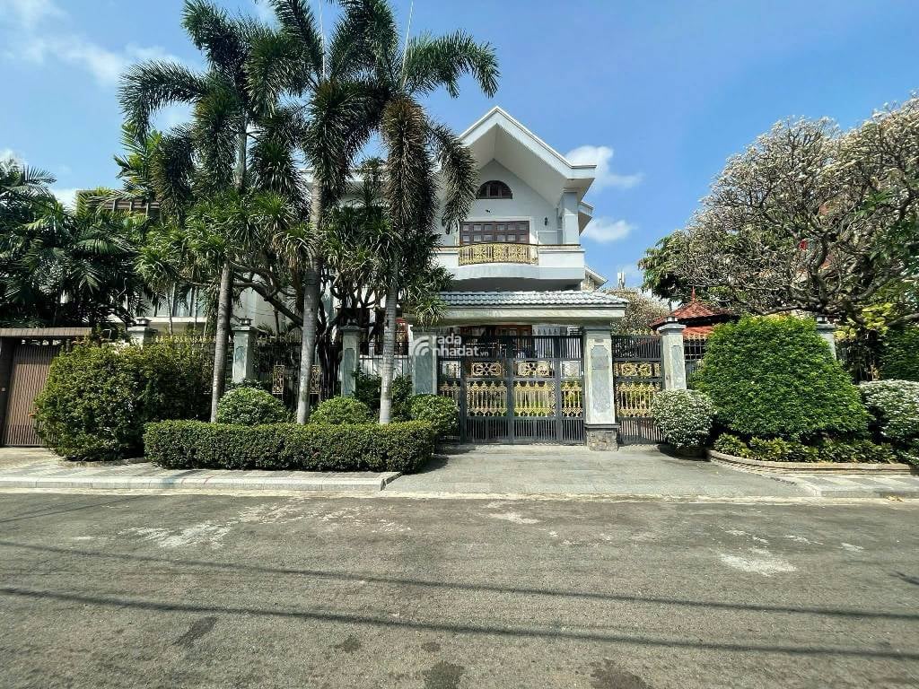 SIÊU PHẨM LÔ GỐC MẶT TIỀN ĐƯỜNG 10M CÓ LỀ ĐƯỜNG 3M KHU VIP TÊN LỬA BÁN ĐẤT TẶNG BIỆT THỰ 