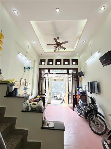 KHU ETOWN, HẺM XE HƠI TRƯỜNG CHINH, TÂN BÌNH, 60M2 CÓ KC Ở NGAY. GIẢM 350TR CHỈ CÒN 8.75T TL